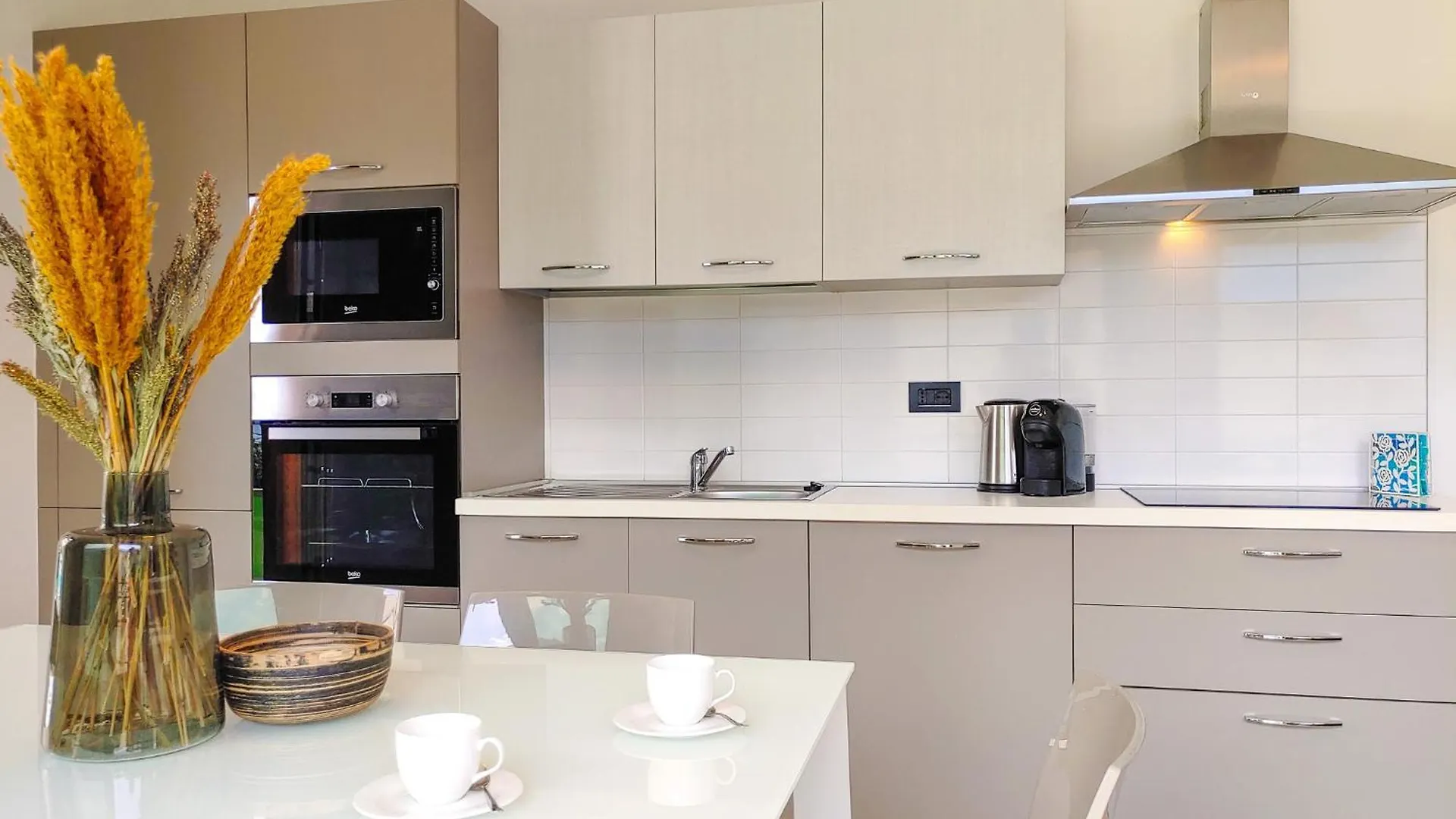 شقة Dascio Emotion Ferienwohnung Mit Terrasse Am See