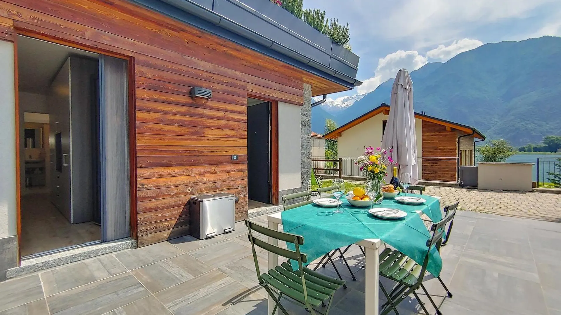 Apartment Dascio Emotion Ferienwohnung Mit Terrasse Am See Italy